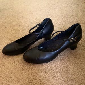 Size 7 Character Shoes